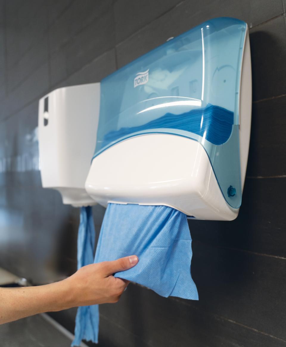 Billede af ABENA-medarbejder, der arbejder i kundeservice