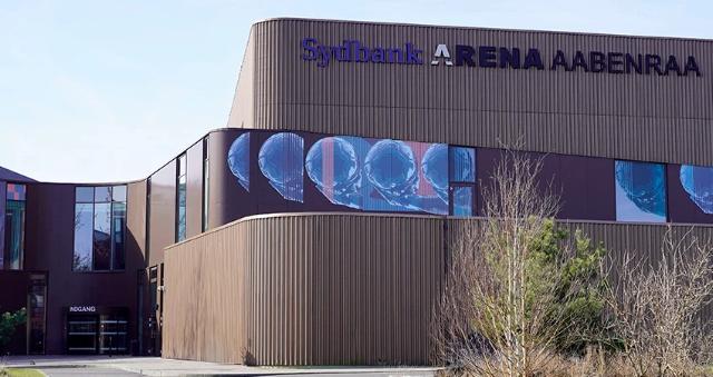 Sydbank Arena Aabenraa sparer papirforbrug og tid på drift